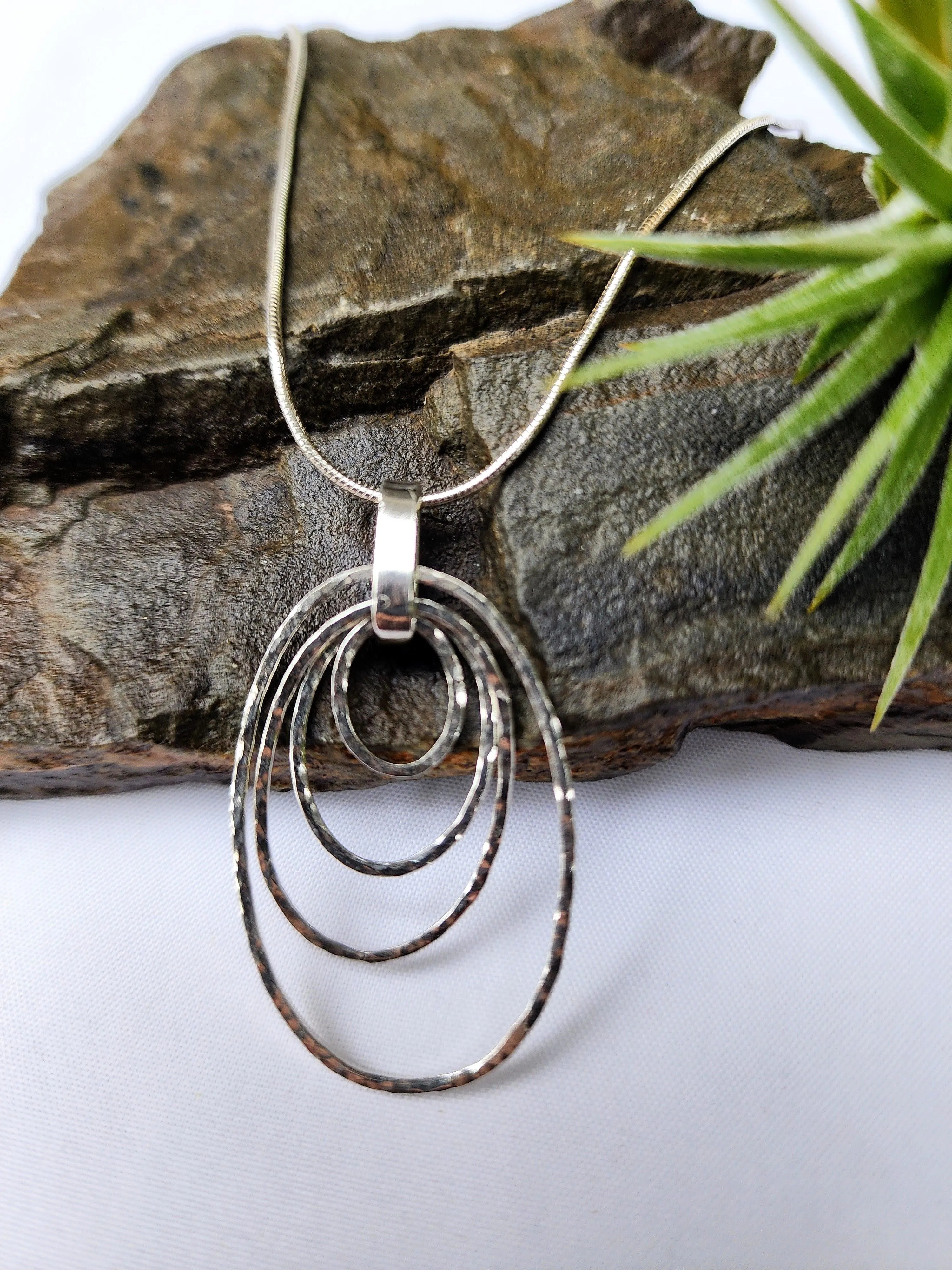 Multi Oval Link pendant Necklace