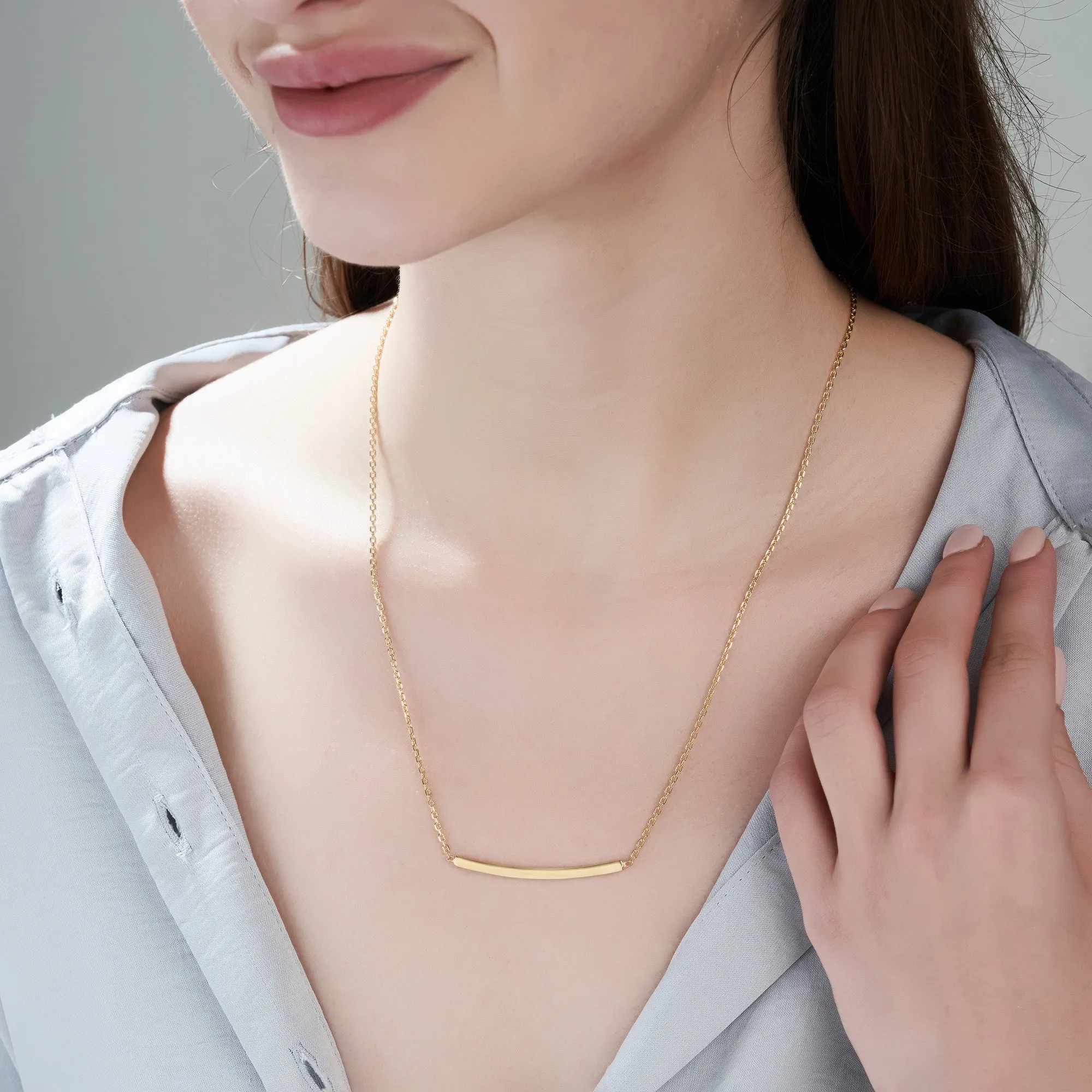 Mysha Personalized Curved Bar Pendant