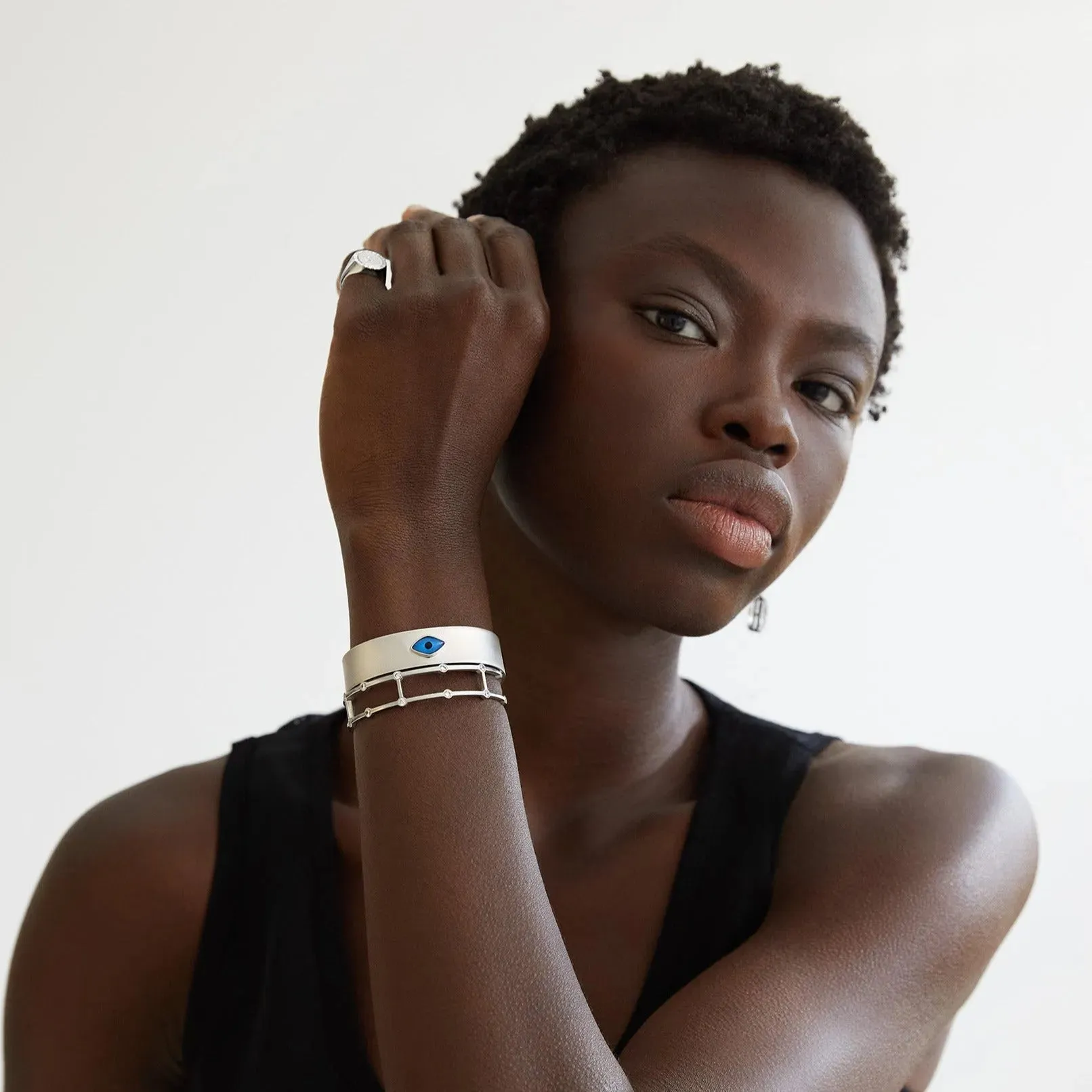 Oval Eye Cuff Slv