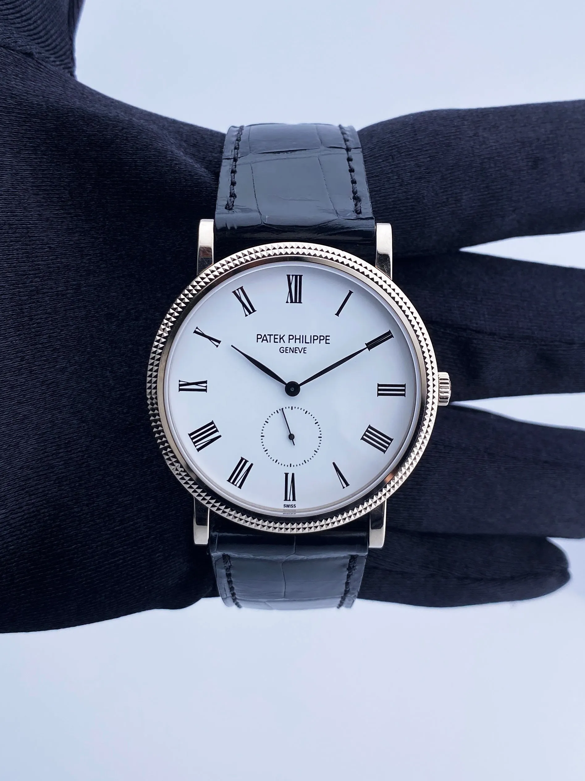 Patek Philippe Calatrava 5119G Mens Watch With Papers