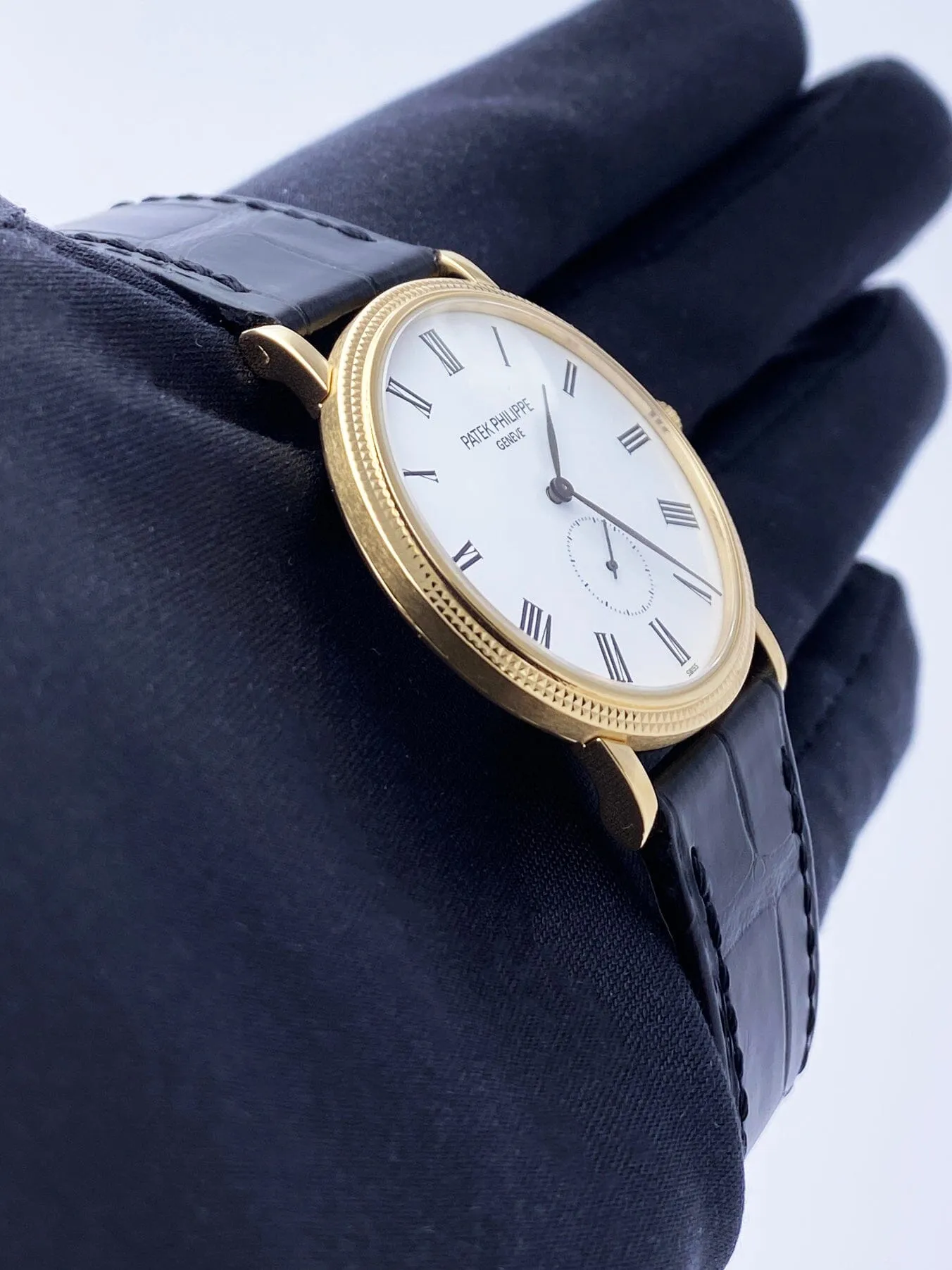 Patek Philippe Calatrava 5119J 18K Yellow Gold Mens Watch Papers