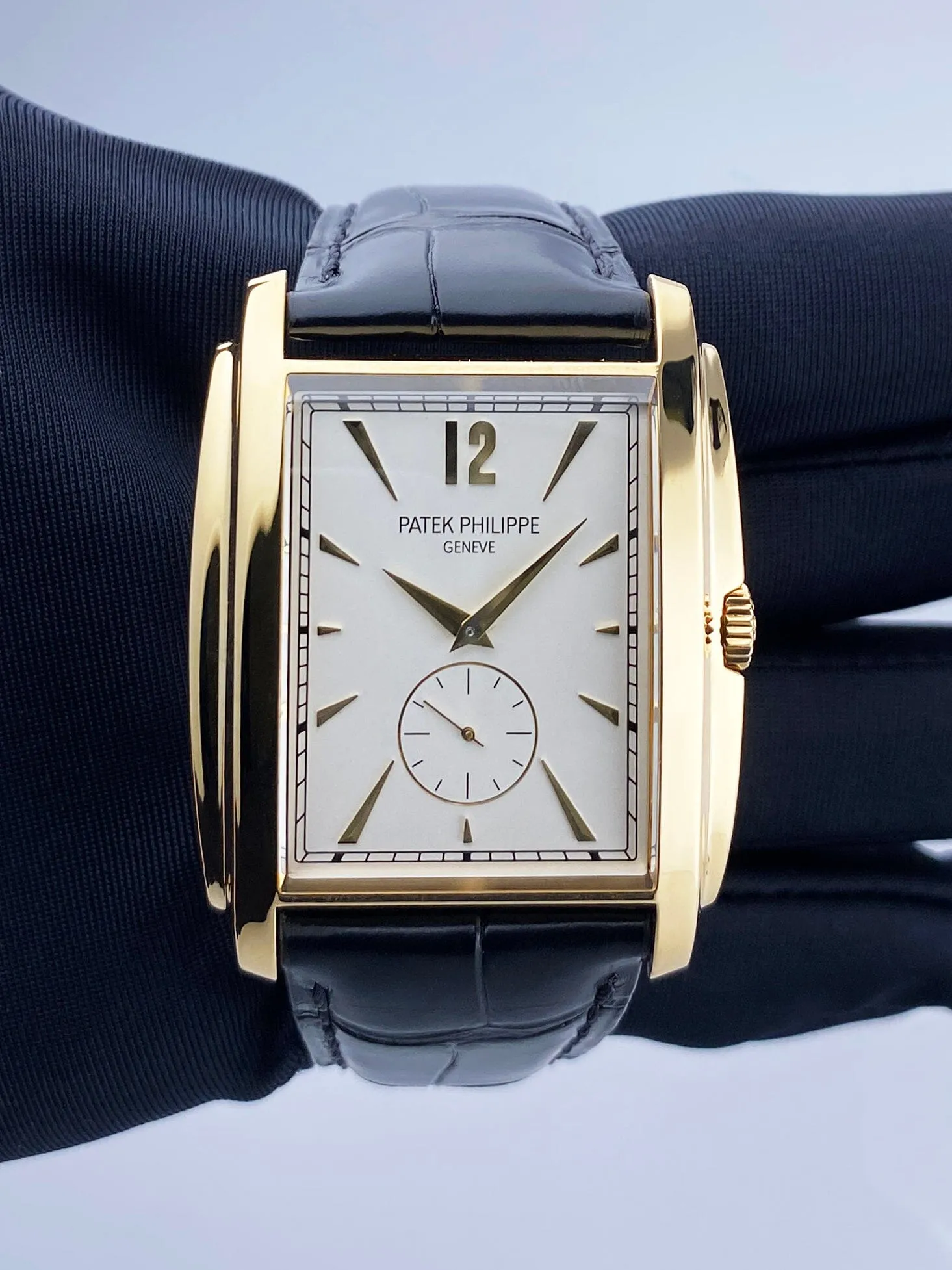 Patek Philippe Gondolo 5124J 18K Yellow Gold Mens Watch Papers