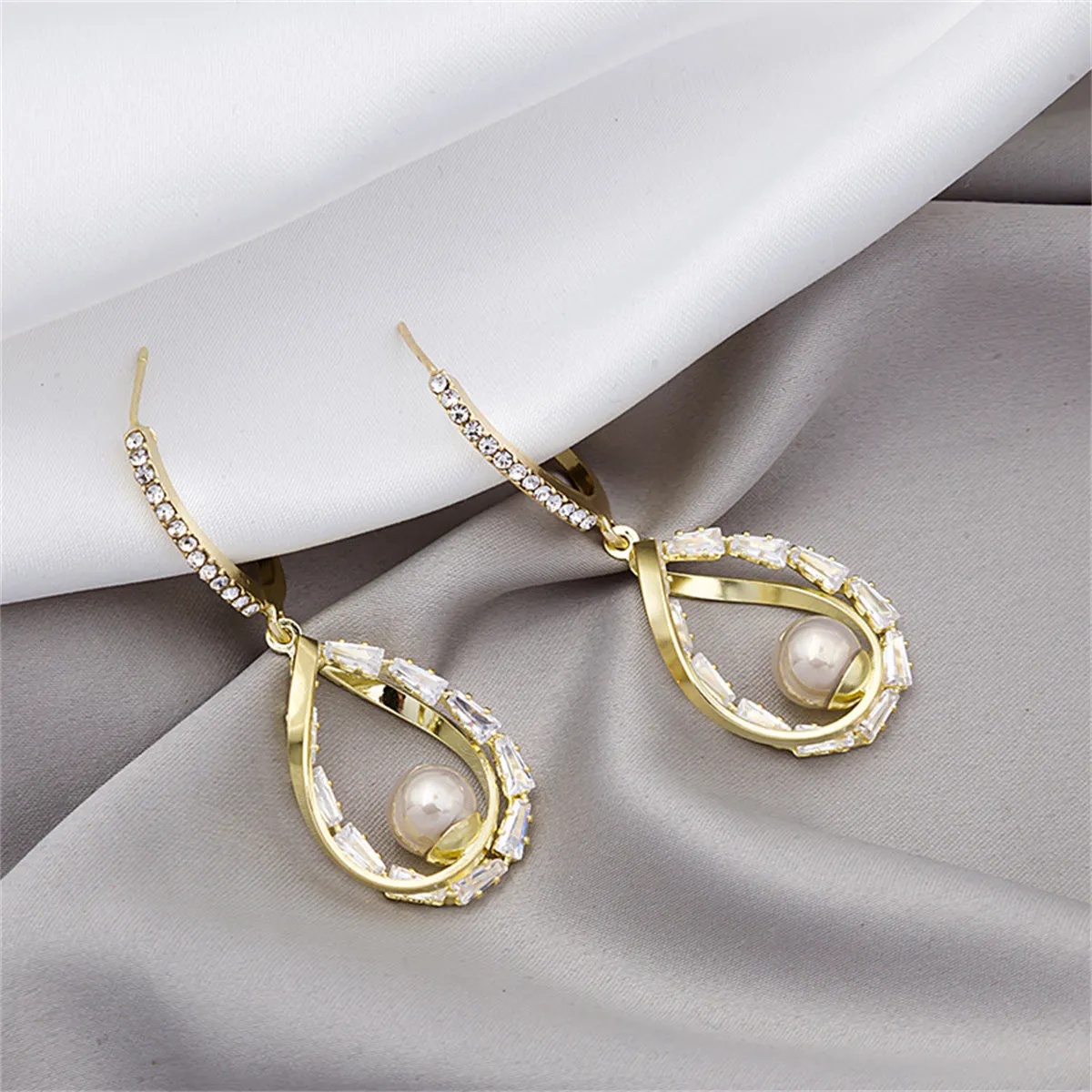 Pearl & Cubic Zirconia 18K Gold-Plated Stacked Teardrop Earrings