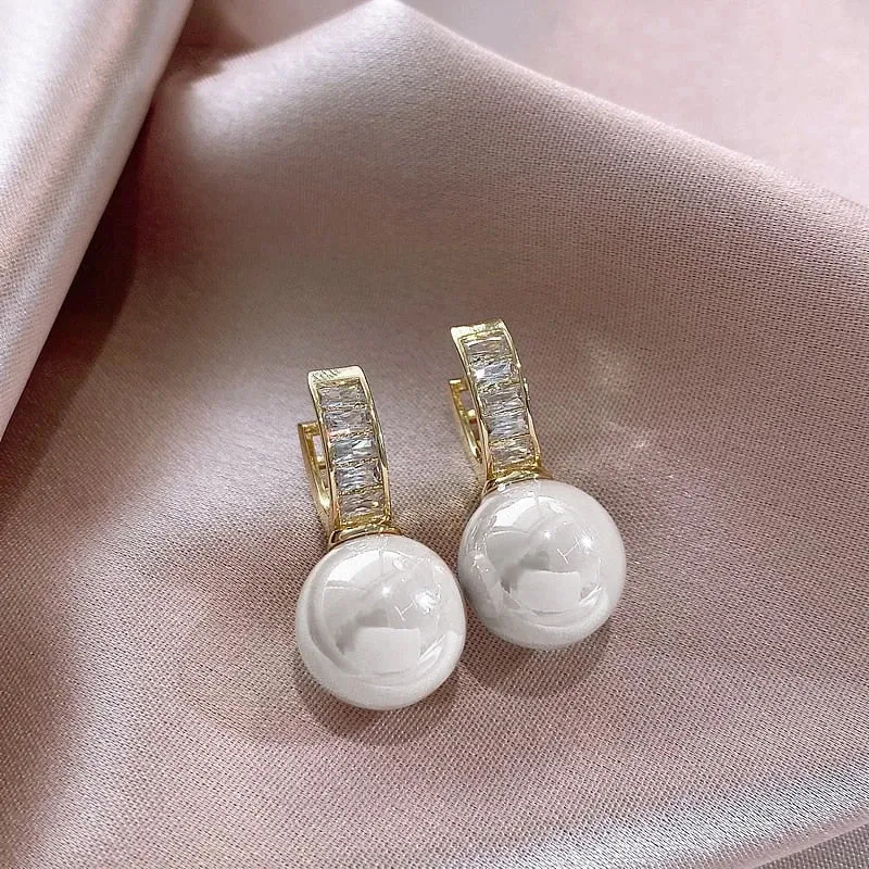 Pearl Earrings for Women Gold Color Temperament Lady's Accessory Wedding Party Trendy Jewelry