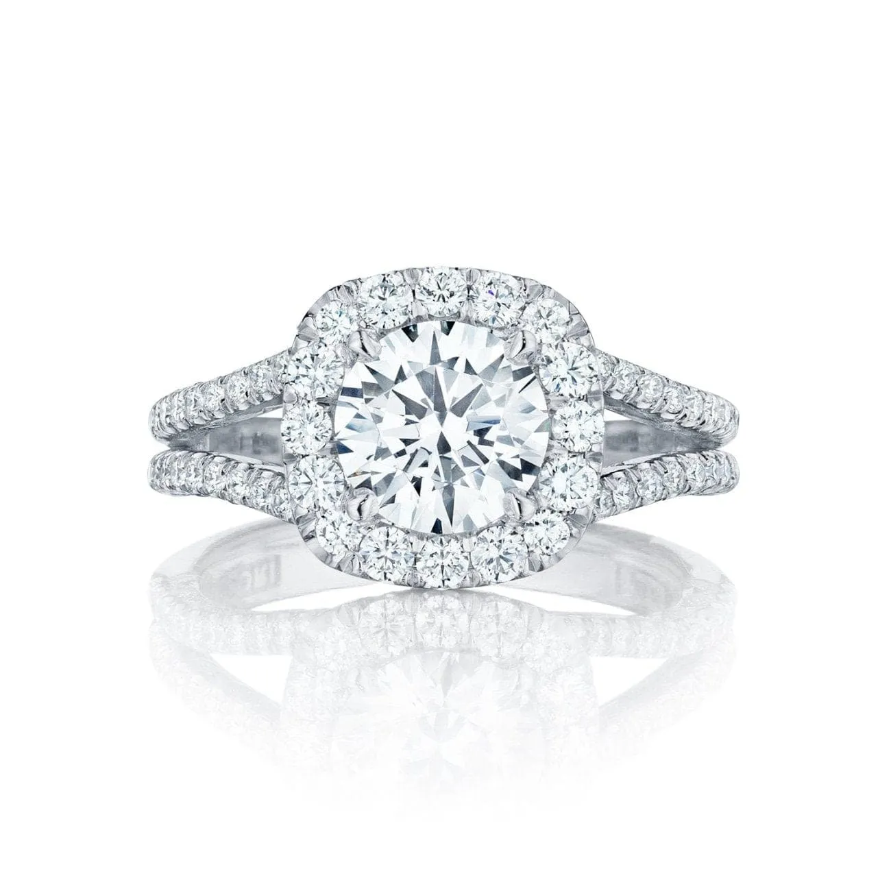 PETITE CRESCENT SPLIT SHANK