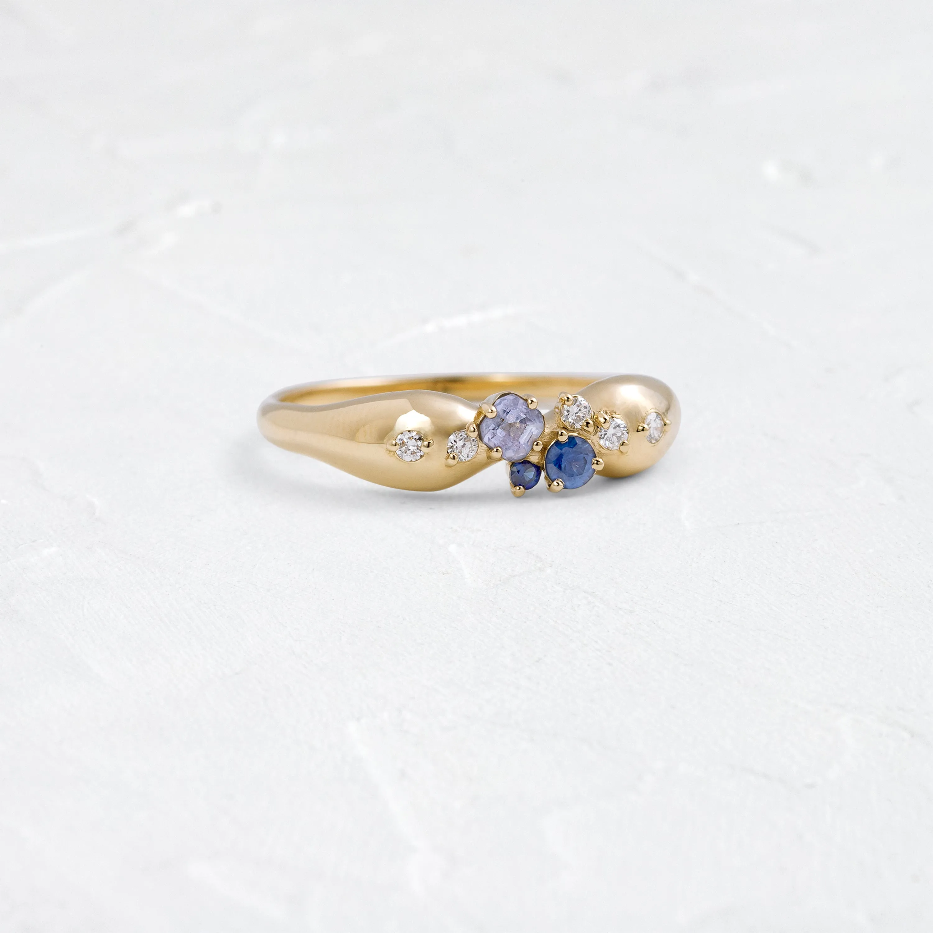 Pinched Band in Lilac