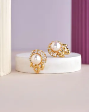 Pretty Stud Pearl Earring