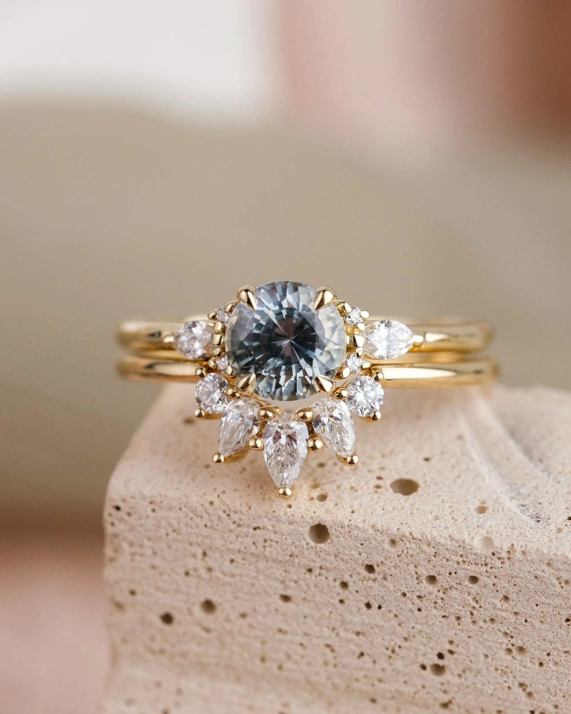 Reina Diamond Contour Band