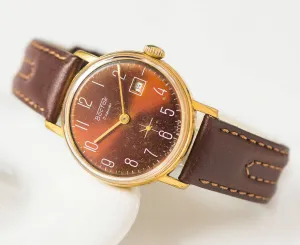 Retro men's watch monochrome, gold plated men wristwatch East, shockproof watch gift, burgundy boyfriend's watch, new premium leather strap