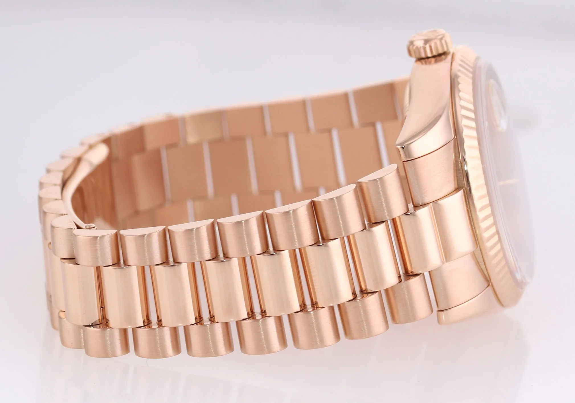 Rolex President Day Date Rose Gold Pink Roman 118235 Modern Band Watch Box