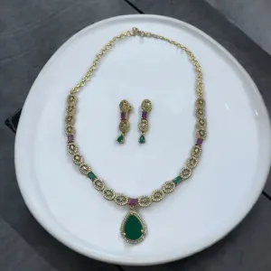 Royal Emerald Drop Necklace and Earrings Set