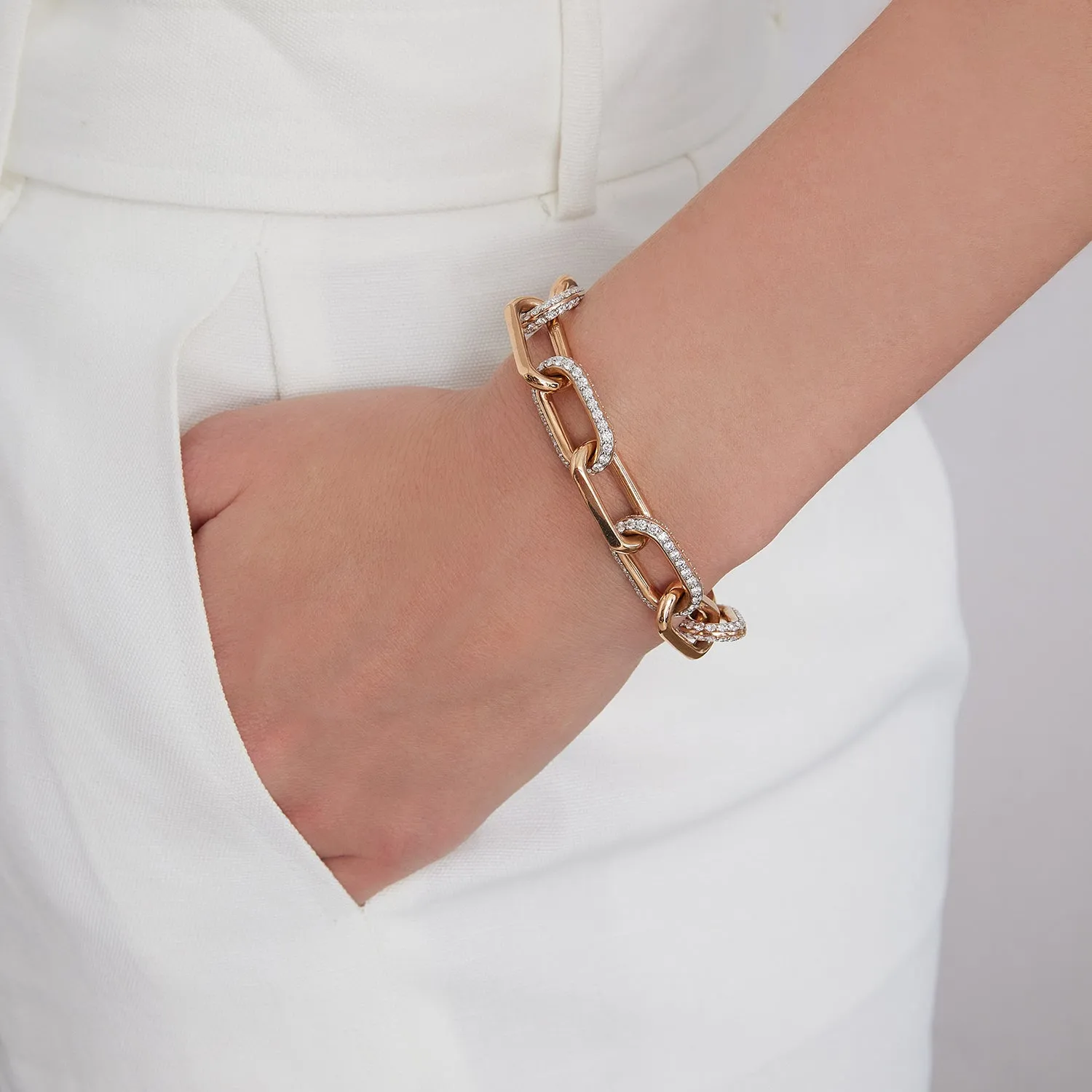 SAXON 18K GOLD AND DIAMOND ALTERNATING JUMBO LINK BRACELET