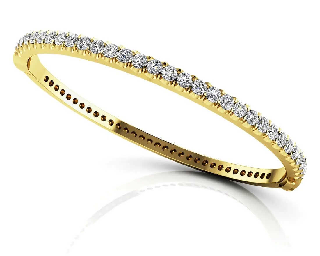 Shared Prong Oval Diamond Bangle with 2.02 ct.(finished) 2.5mm