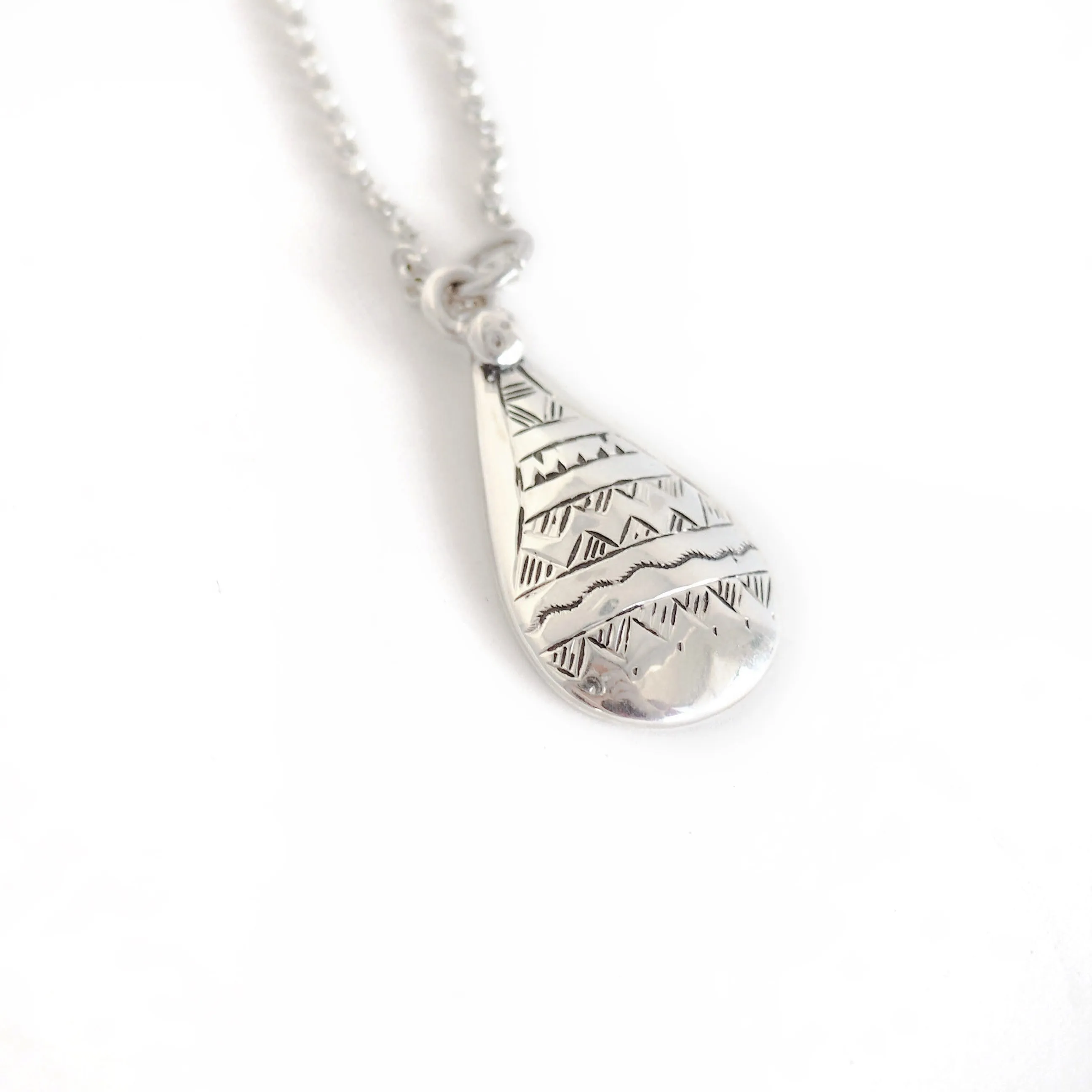 Silver Demra Necklace
