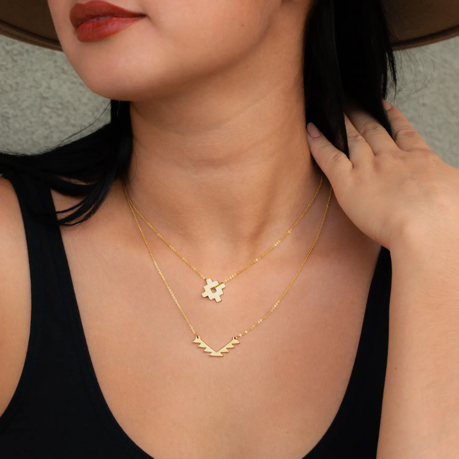 SkyWeaver: Golden Skies Pendant Set