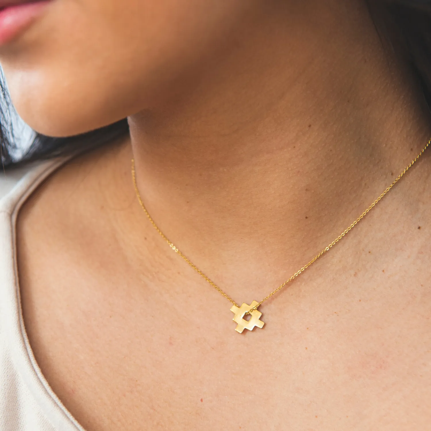 SkyWeaver: Golden Skies Pendant Set
