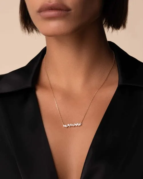 SUZANNE KALAN | Willow Bar Necklace | Baguette-Cut Diamonds