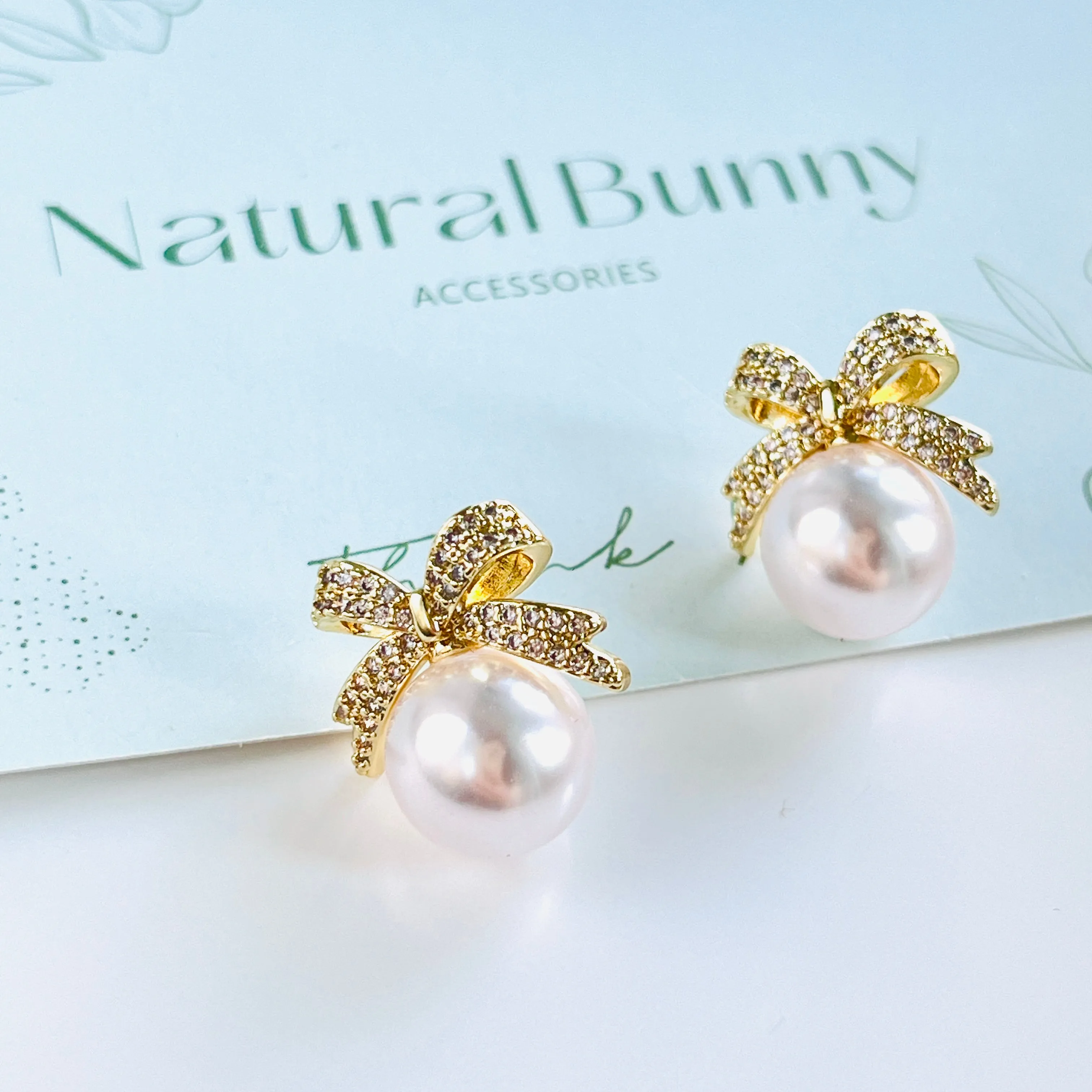 Sweet Bow Pearl Earrings