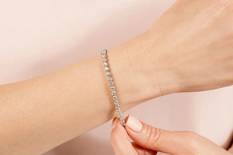 Timeless Three Prong Lab-Grown Diamond Tennis Bracelet with 16.00 ct.(finished) 5mm