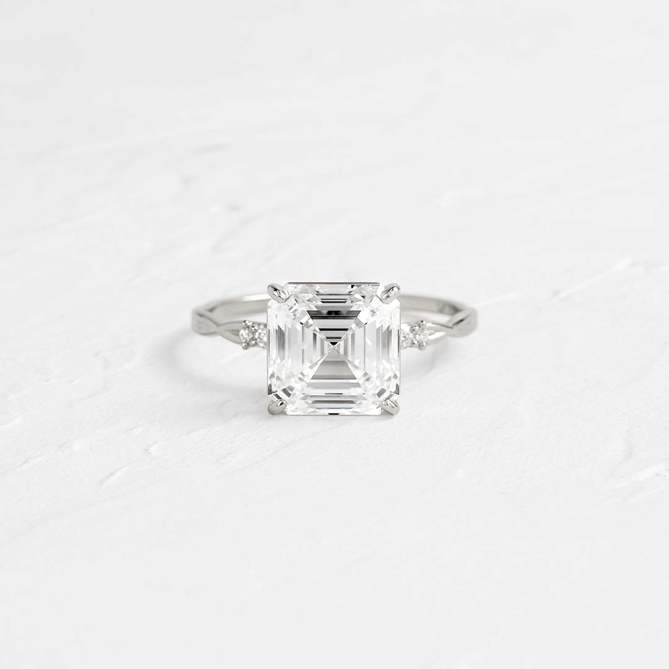 Trestle Ring, Asscher Cut