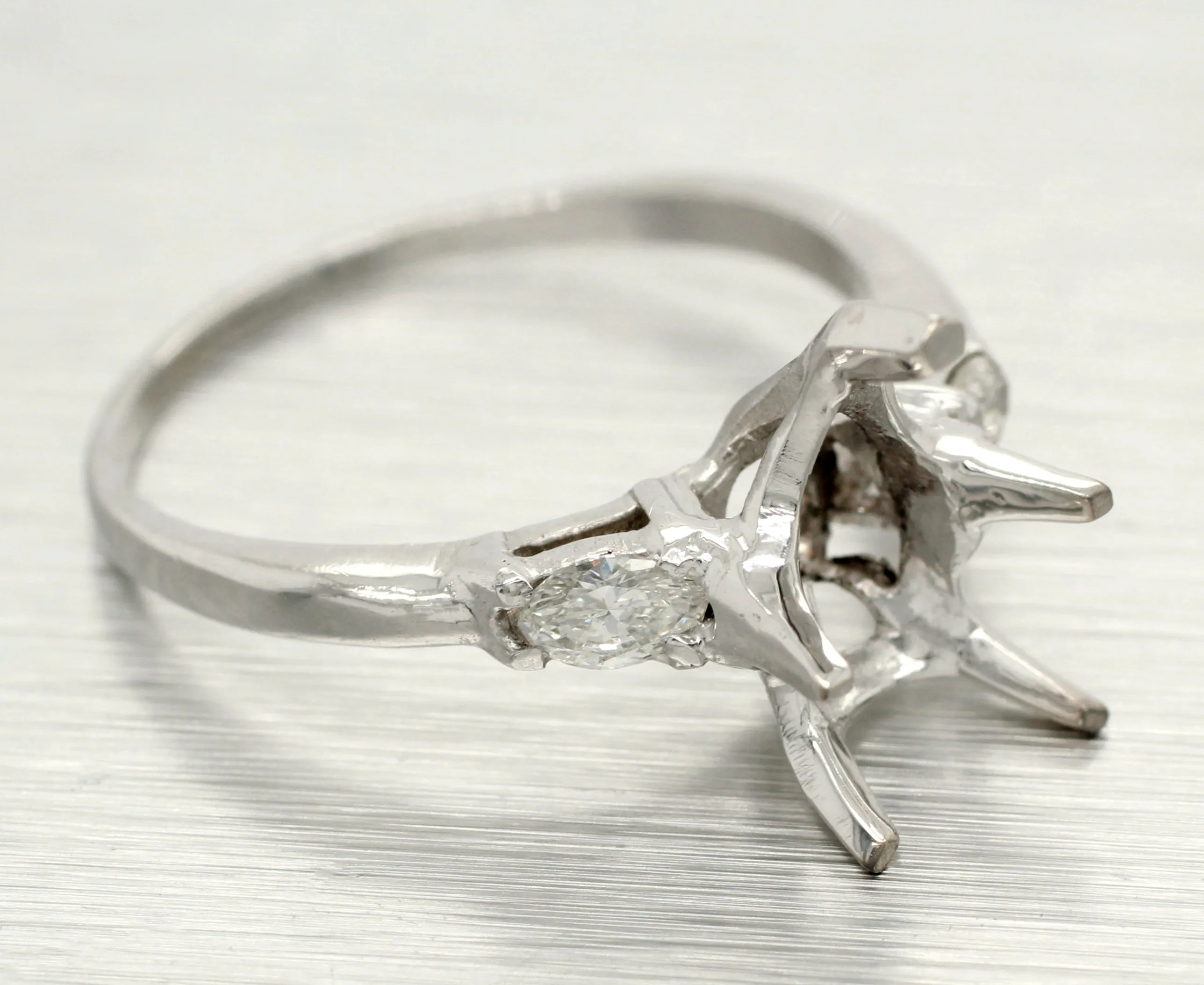 Vintage 1.75ct Pear Cut Engagement Ring Mounting - Platinum w/ 0.35ctw Diamonds