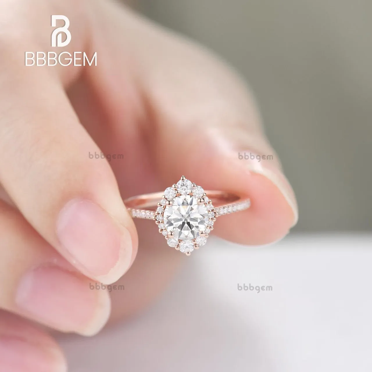 Vintage 1CT Round Cut Moissanite Engagement Ring Moissanite Halo Ring Rose Gold