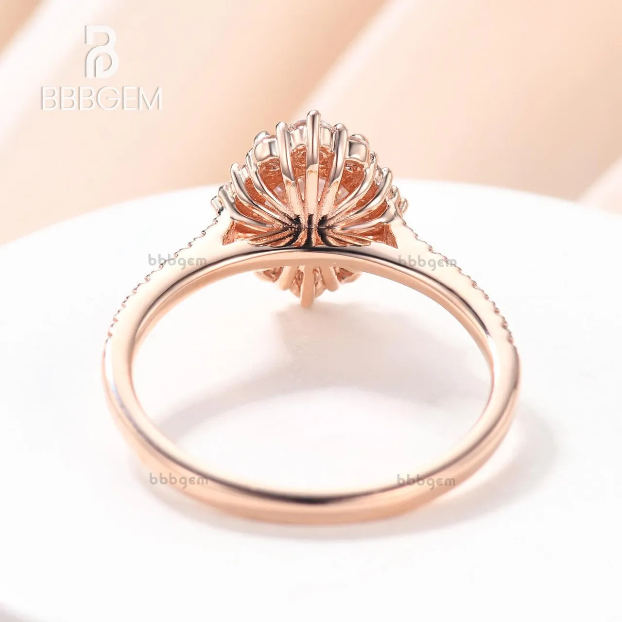 Vintage 1CT Round Cut Moissanite Engagement Ring Moissanite Halo Ring Rose Gold