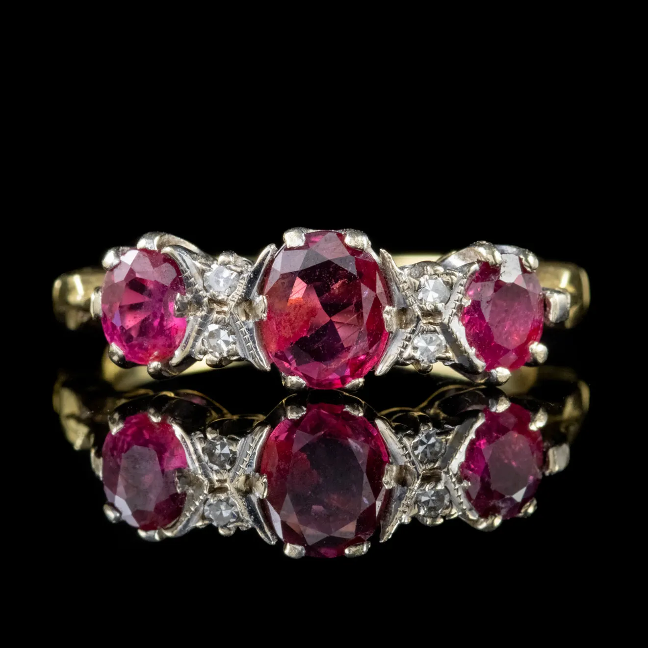 Vintage Ruby Diamond Ring 1.10Ct Ruby 18Ct Gold