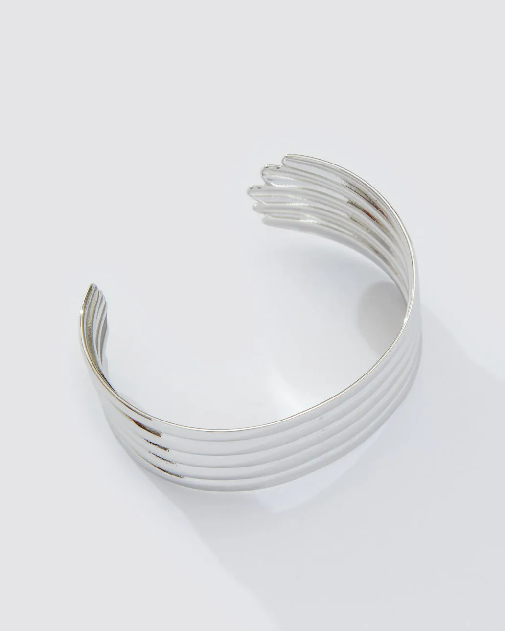 WAVEY CUFF