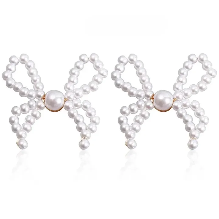 Wella Pearl Bowknot Stud Earrings