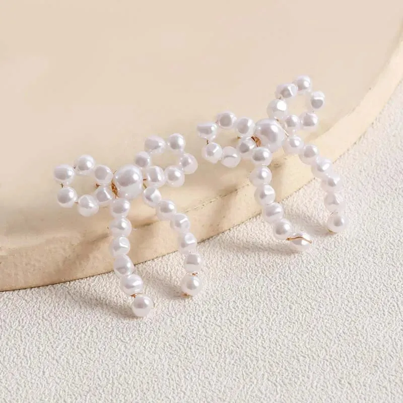Wella Pearl Bowknot Stud Earrings