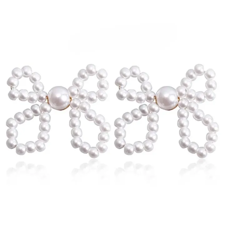 Wella Pearl Bowknot Stud Earrings