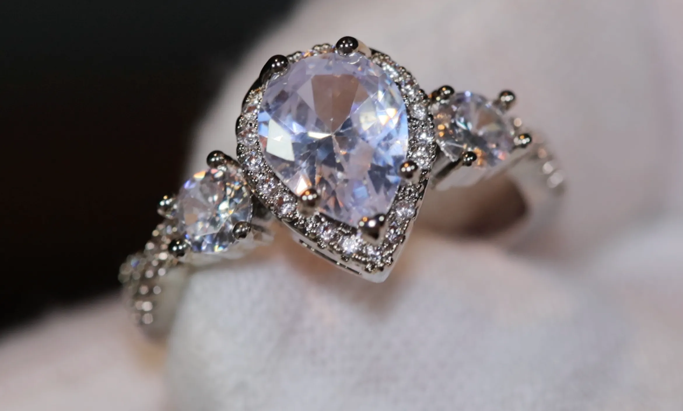 Womens Wedding Ring Set | Pear Cut Diamond Ring | Teardrop Ring
